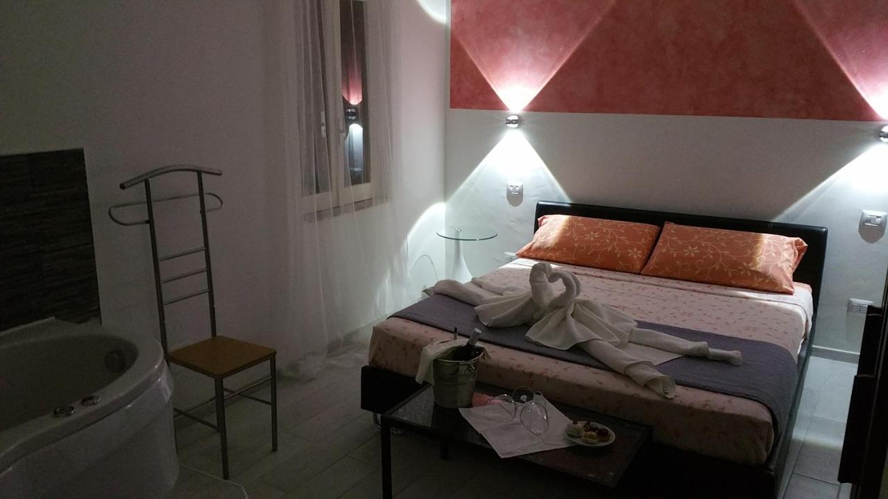 A Due Passi Dal Mare Bed and Breakfast Acquappesa Eksteriør billede