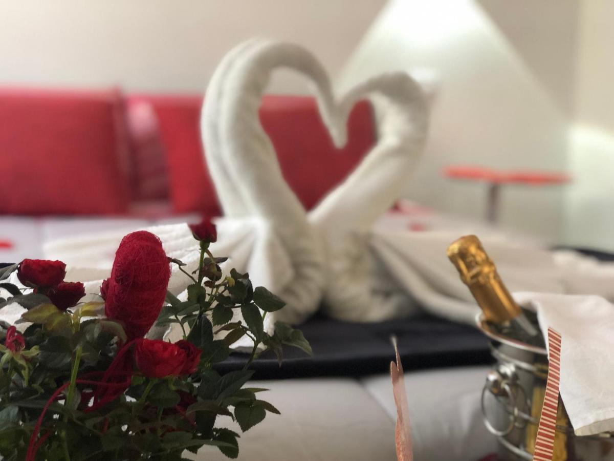 A Due Passi Dal Mare Bed and Breakfast Acquappesa Eksteriør billede